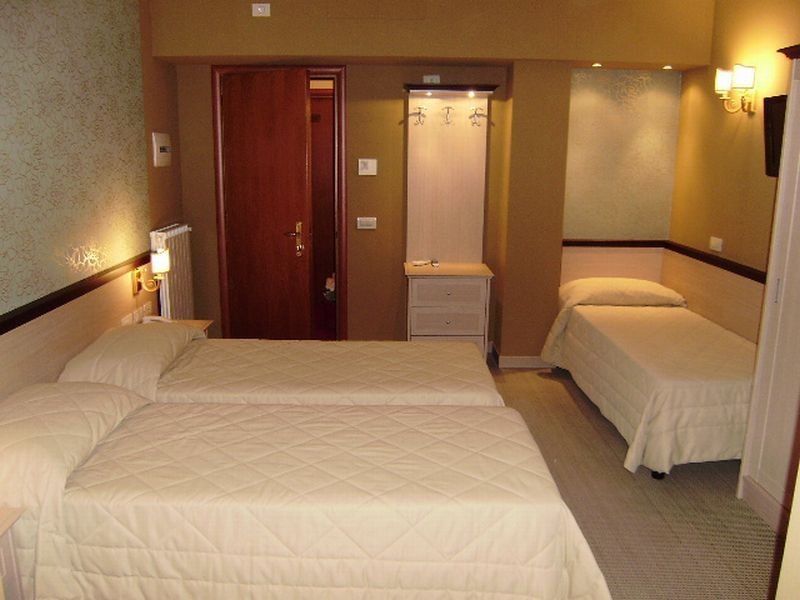 Hotel Galileo Рим Экстерьер фото